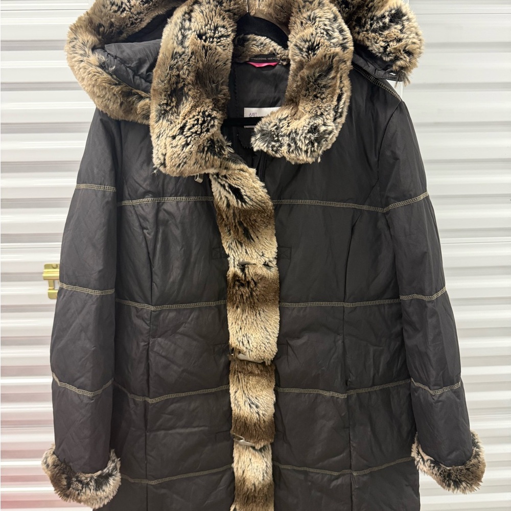 Women's Faux Fur Trimmed Brown-Black Coat